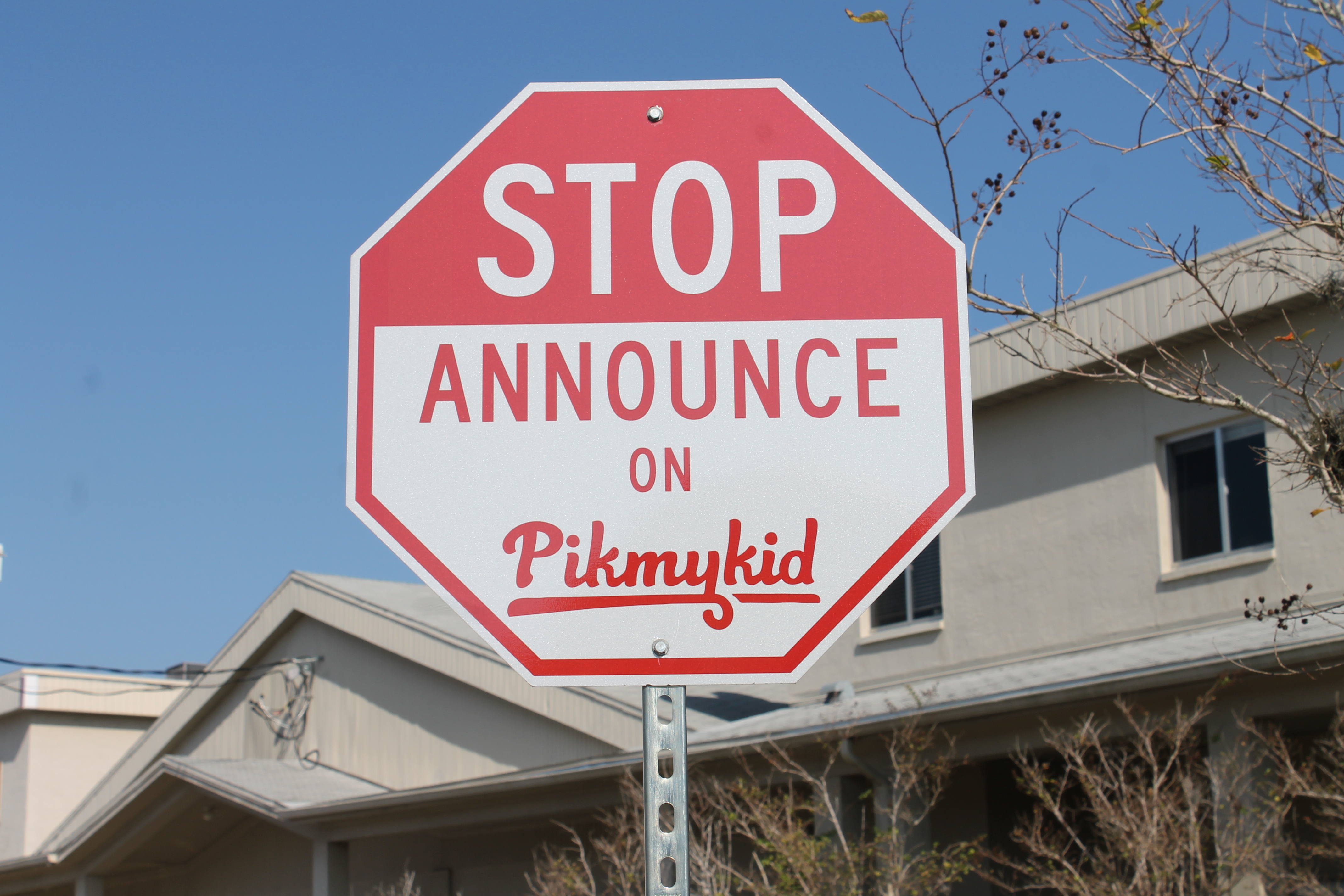 PikMyKid announce stop sign, hands-free Florida, app, text and drive